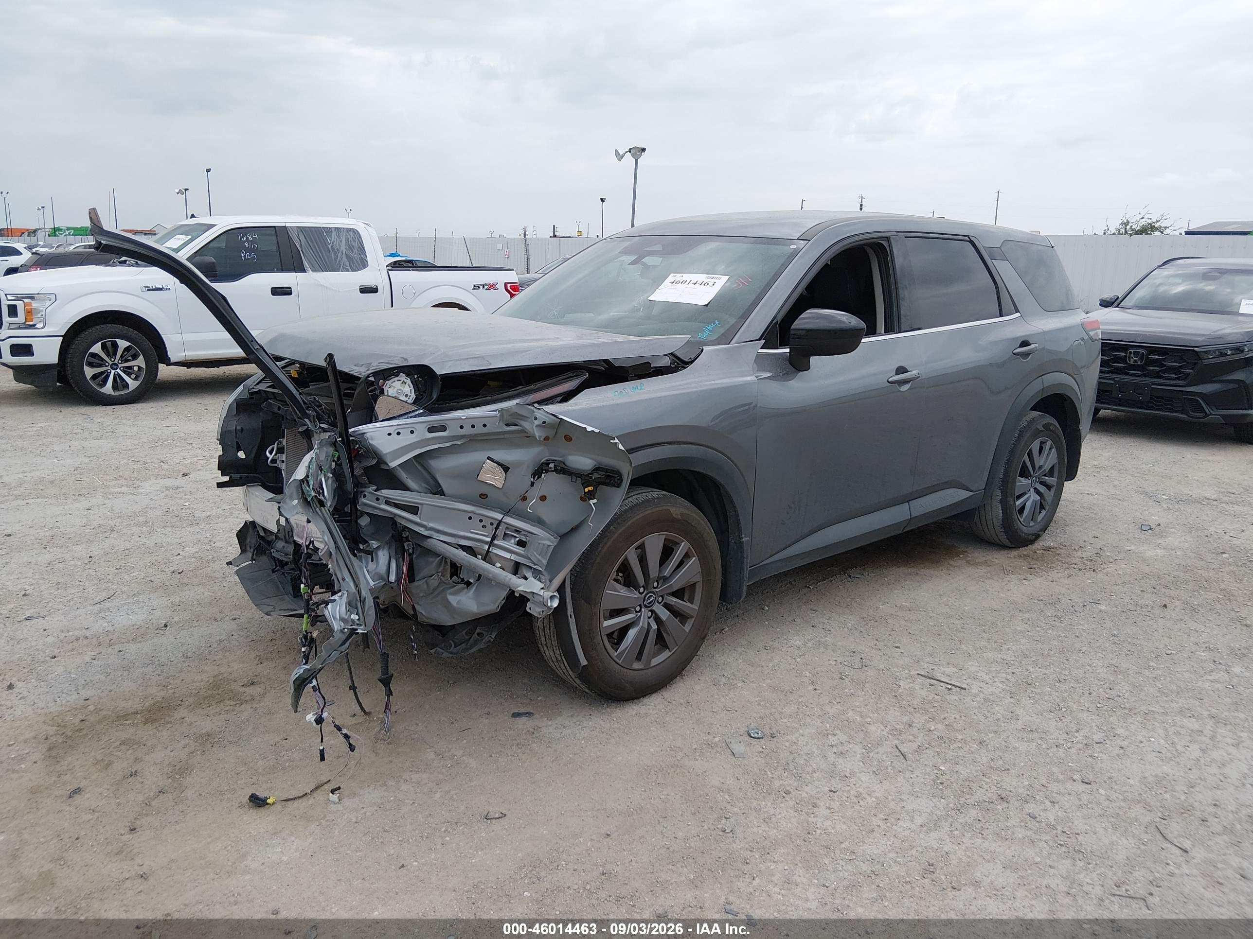 2025 NISSAN PATHFINDER S FWD — I2