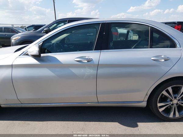 2015 MERCEDES-BENZ C 300