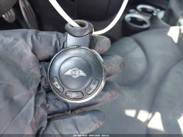 2013 MINI CONVERTIBLE COOPER S