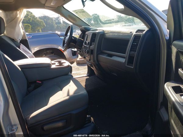 2017 RAM 1500 EXPRESS  4X4 6'4 BOX — I5