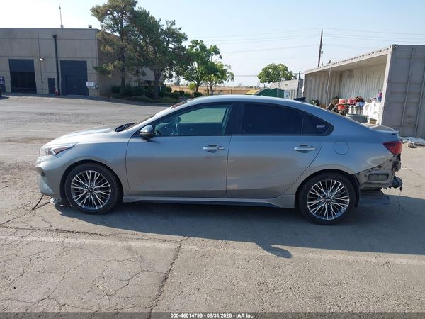 2022 KIA FORTE GT-LINE — I117