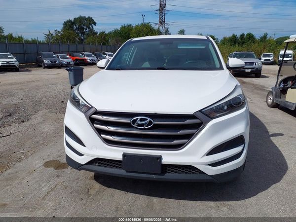 2016 HYUNDAI TUCSON SE