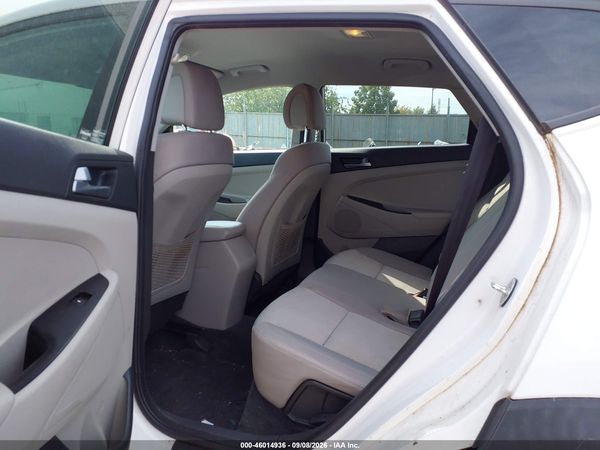 2016 HYUNDAI TUCSON SE