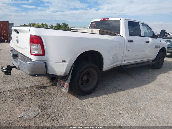 2018 RAM 3500 TRADESMAN  4X4 8' BOX