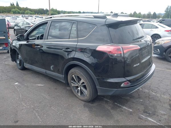 2017 TOYOTA RAV4 XLE