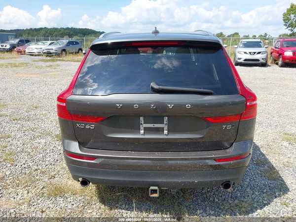 2018 VOLVO XC60 T5 MOMENTUM