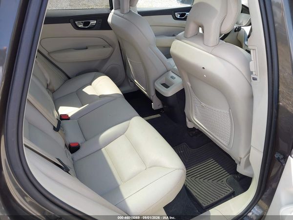 2018 VOLVO XC60 T5 MOMENTUM