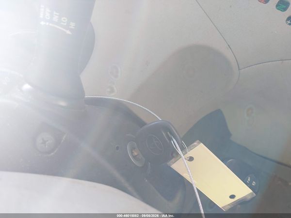 2013 TOYOTA SIENNA LE V6 8 PASSENGER