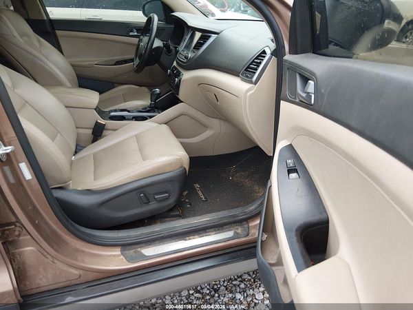 2017 HYUNDAI TUCSON LIMITED — I5