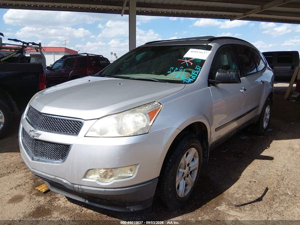 2012 CHEVROLET TRAVERSE — I2