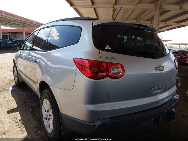 2012 CHEVROLET TRAVERSE LS — I3