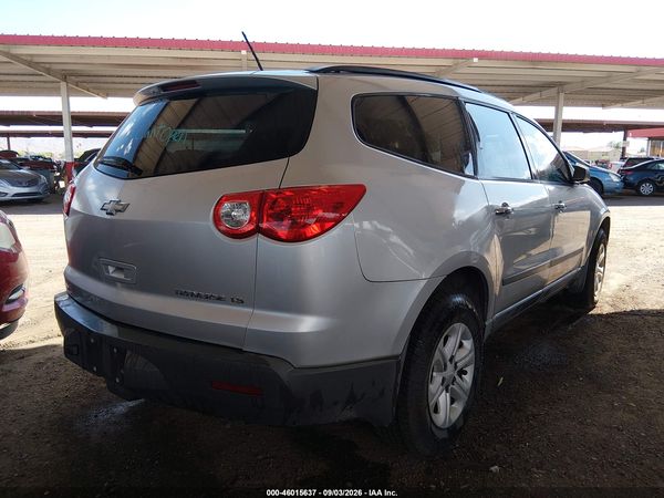 2012 CHEVROLET TRAVERSE LS — I4
