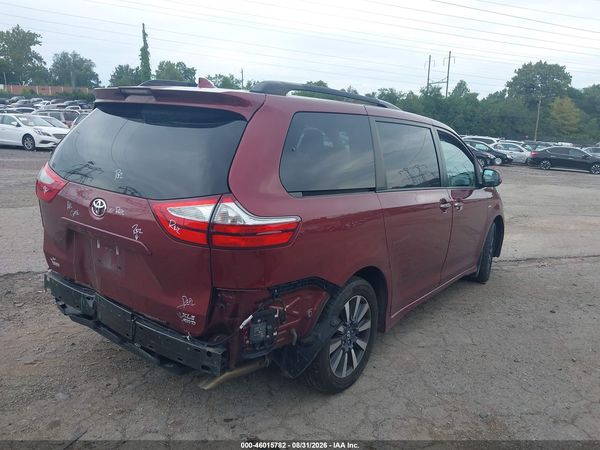 2018 TOYOTA SIENNA — I4