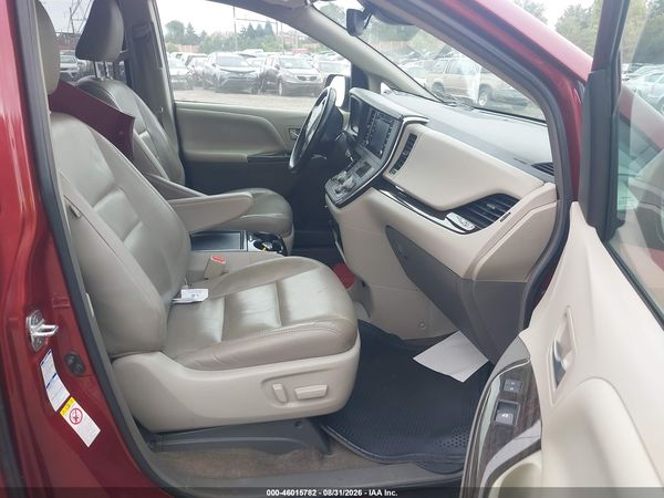 2018 TOYOTA SIENNA — I5