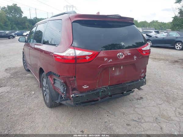 2018 TOYOTA SIENNA — I6