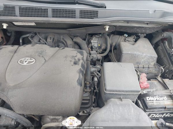 2018 TOYOTA SIENNA — I10