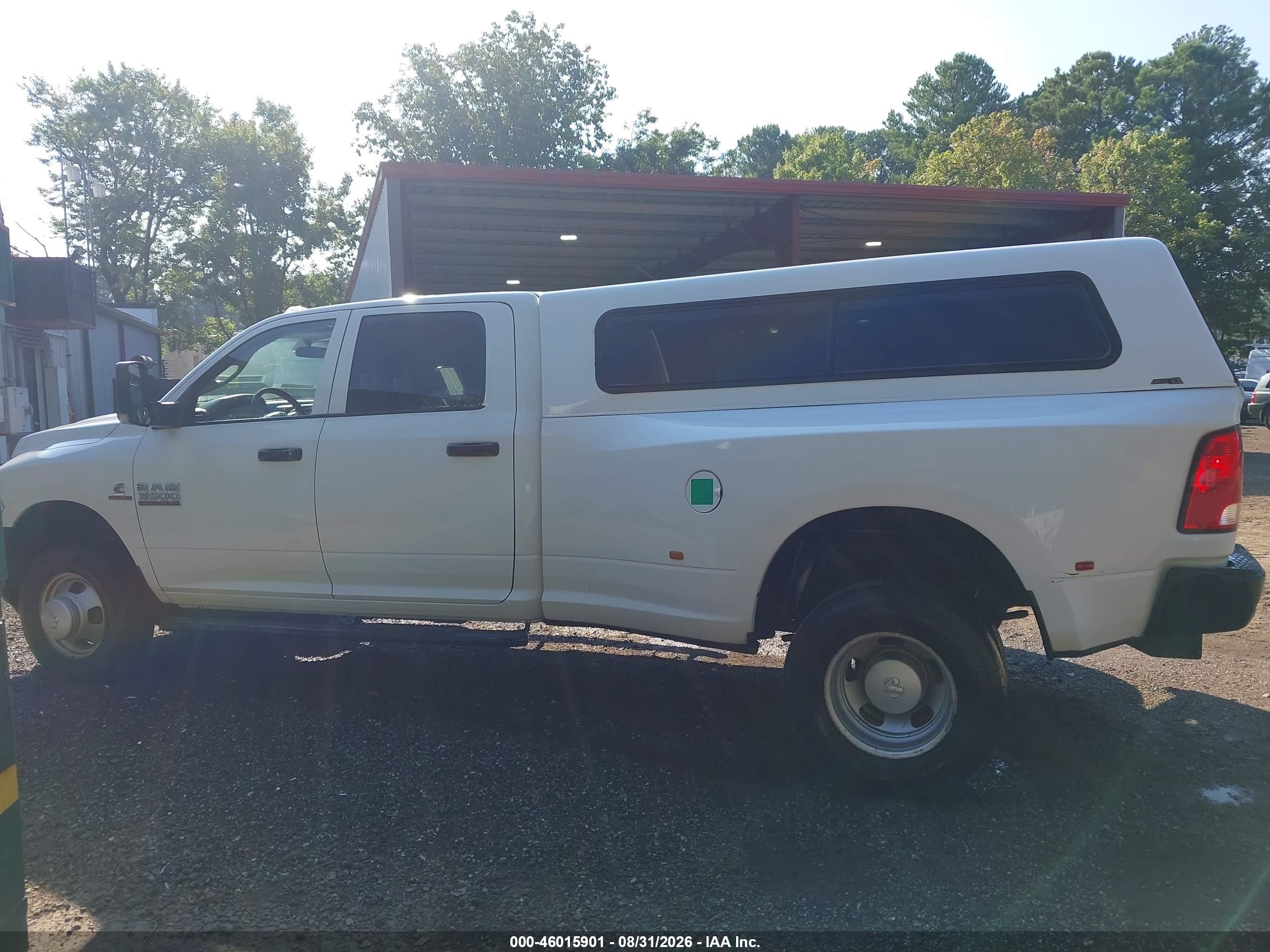 2017 RAM 3500 TRADESMAN  4X4 8' BOX