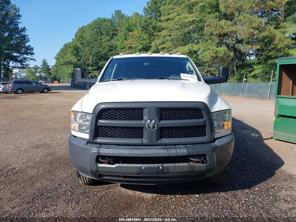 2017 RAM 3500 TRADESMAN  4X4 8' BOX