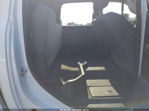 2017 RAM 3500 TRADESMAN  4X4 8' BOX