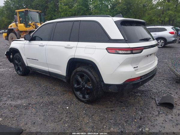 2023 JEEP GRAND CHEROKEE ALTITUDE 4X4 — I3