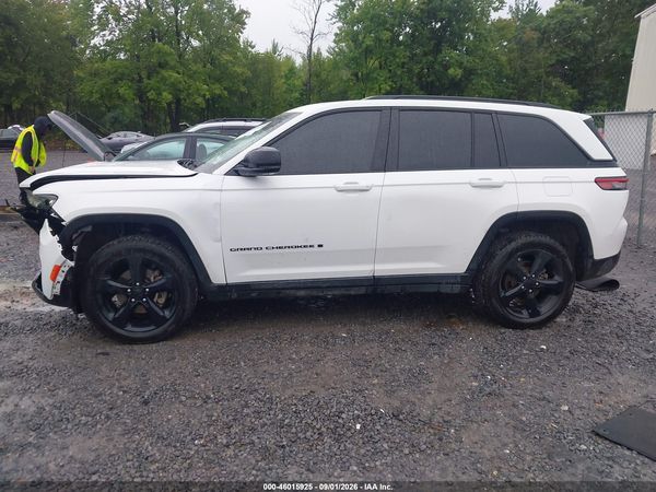 2023 JEEP GRAND CHEROKEE ALTITUDE 4X4 — I117