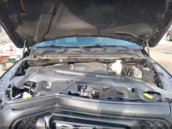 2022 RAM 1500 CLASSIC SLT — I10
