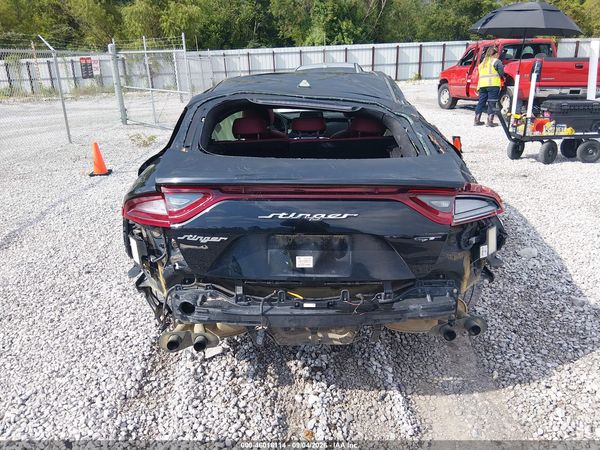 2018 KIA STINGER GT1