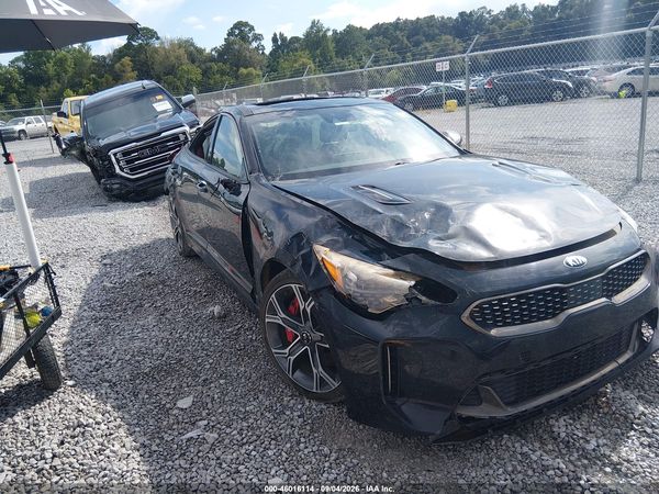 2018 KIA STINGER GT1