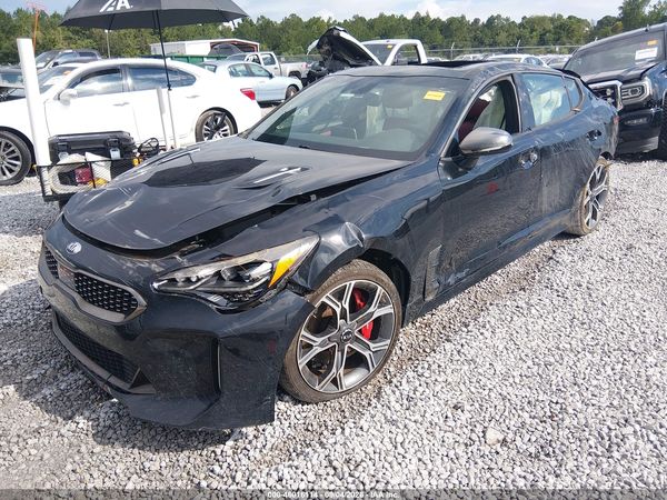 2018 KIA STINGER GT1
