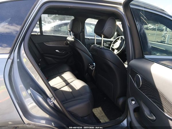 2018 MERCEDES-BENZ GLC 300 GLC300 — I8