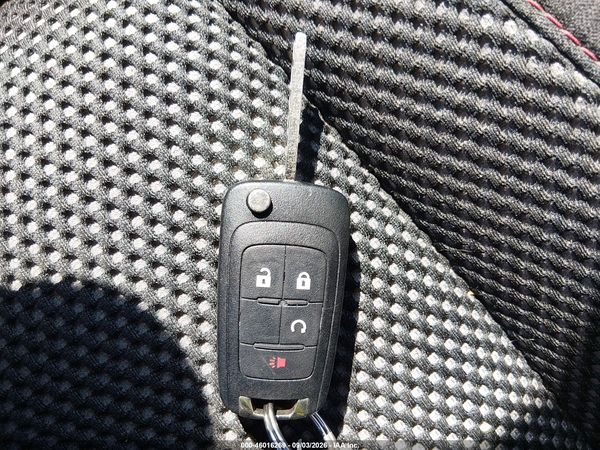 2016 CHEVROLET EQUINOX LT — I11