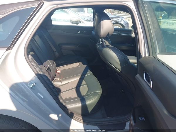 2024 KIA K5 GT-LINE — I8
