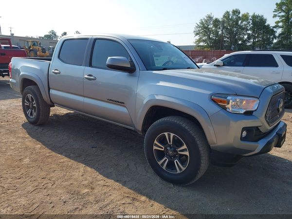 2020 TOYOTA TACOMA SR5 V6