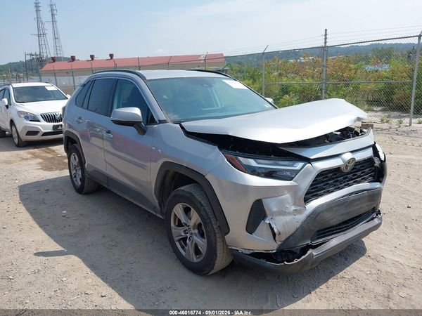 2022 TOYOTA RAV4 XLE — I1
