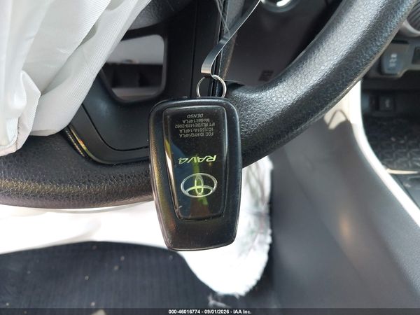 2022 TOYOTA RAV4 XLE — I11