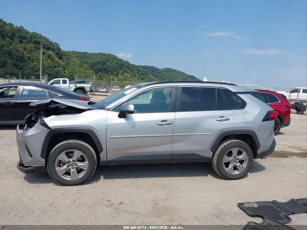 2022 TOYOTA RAV4 XLE — I117