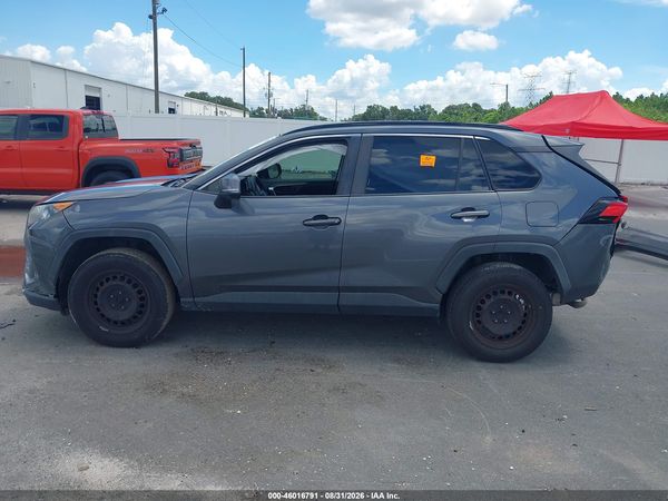 2019 TOYOTA RAV4 LE — I117