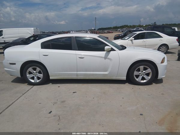 2014 DODGE CHARGER SE