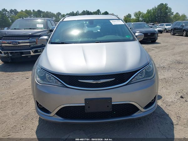 2018 CHRYSLER PACIFICA TOURING L — I115