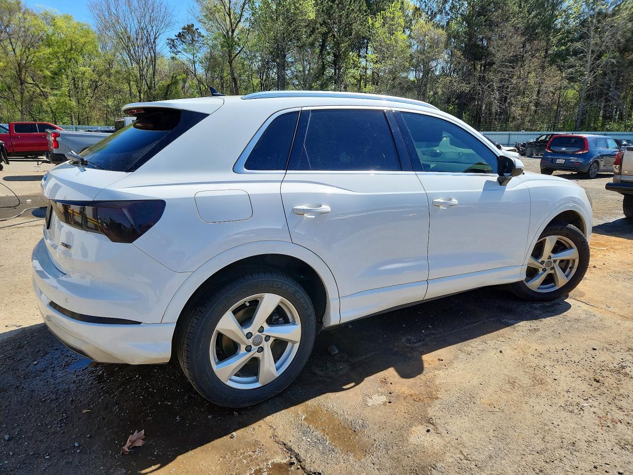 2020 AUDI Q3 quattro Premium