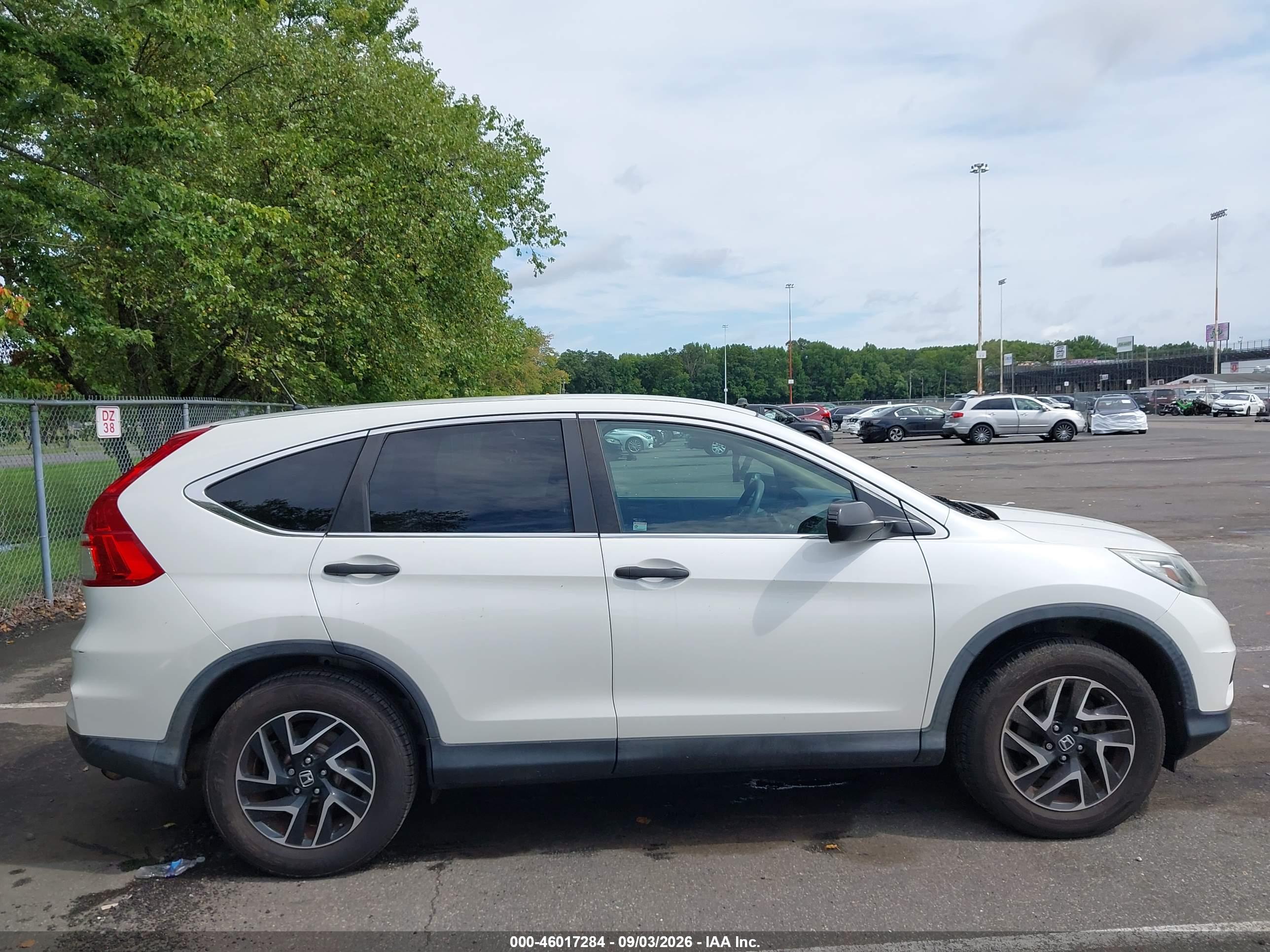 2016 HONDA CR-V SE