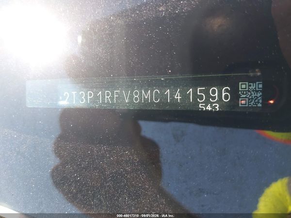 2021 TOYOTA RAV4 XLE — I152
