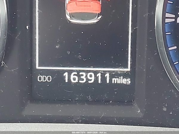 2016 TOYOTA RAV4 XLE — I118