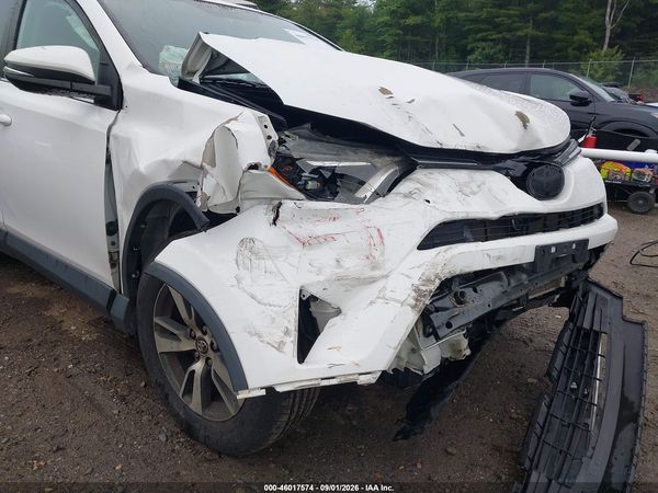 2016 TOYOTA RAV4 XLE — I152