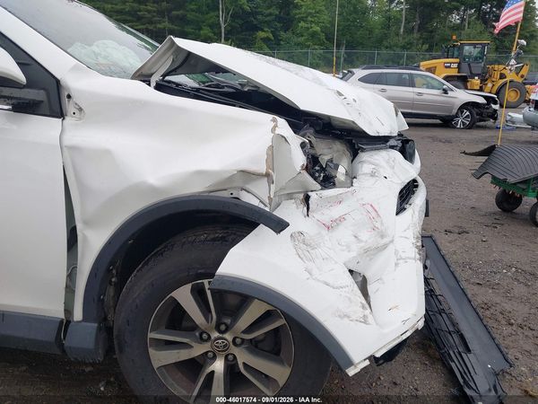2016 TOYOTA RAV4 XLE — I153