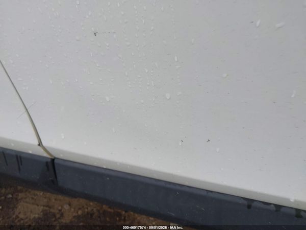 2016 TOYOTA RAV4 XLE — I155