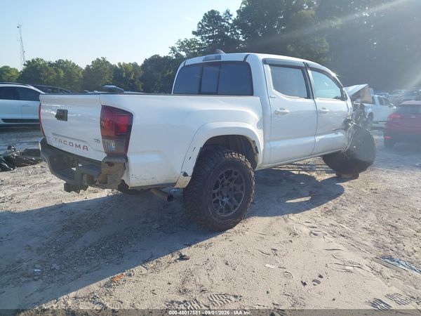 2017 TOYOTA TACOMA SR5 V6 — I4