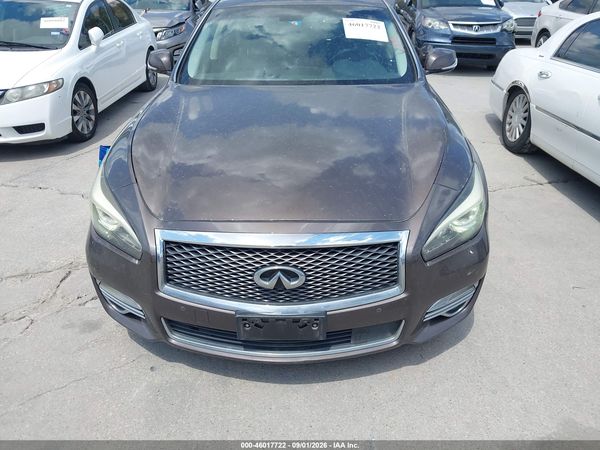 2017 INFINITI Q70L 3.7 — I115