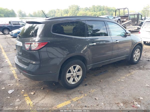 2014 CHEVROLET TRAVERSE 2LT — I4