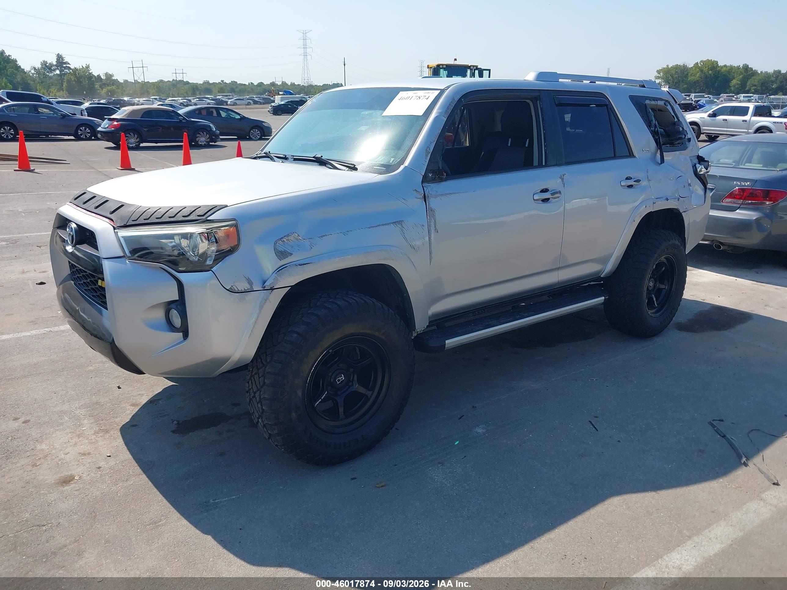2016 TOYOTA 4RUNNER SR5 — I2